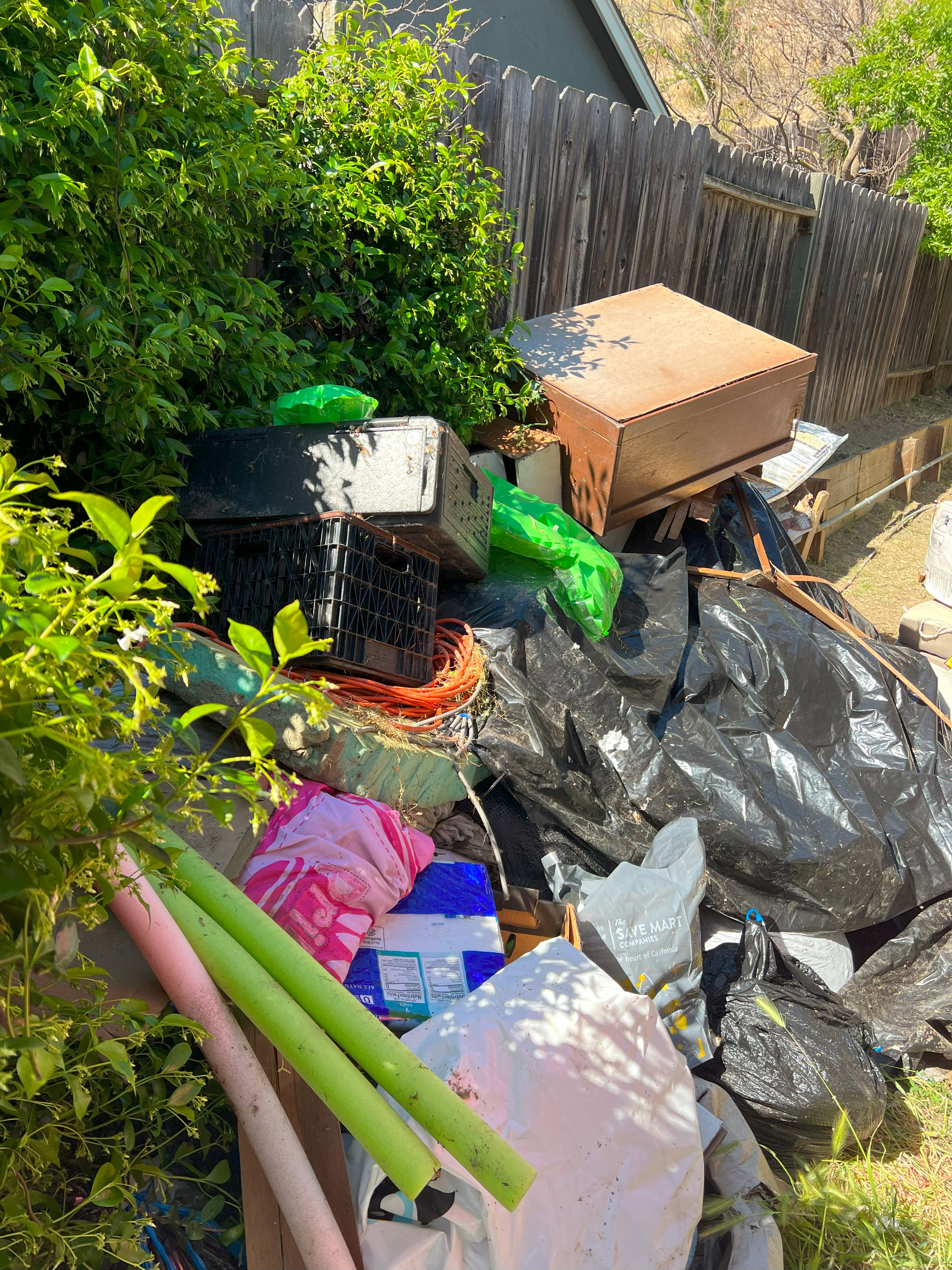 Junk Removal Services for a Clutter-Free Home